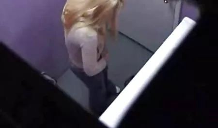 Cục đen phallus phim sec loan luan cha con ruot phá vỡ trong chật cô gái đít