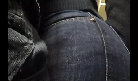 Porn agent giải thích cho bà nội trợ secloan làm thế nào họ sẽ fuck